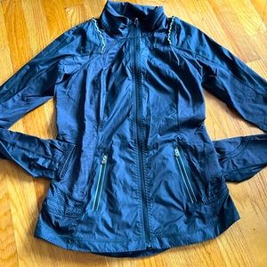 Lululemon lightweight run jacket